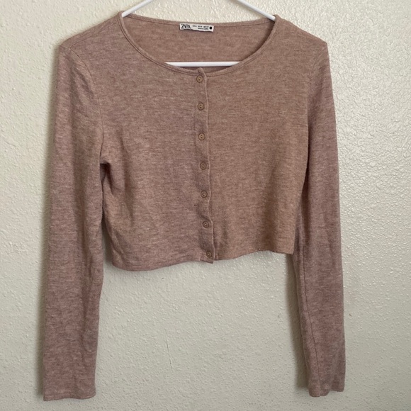 Zara • Tan Button-Down Long Sleeve Cardigan 🤎 - Picture 2 of 5